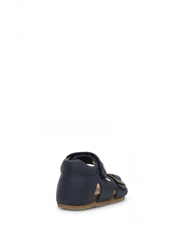 Leather sandals with buckle and velcro