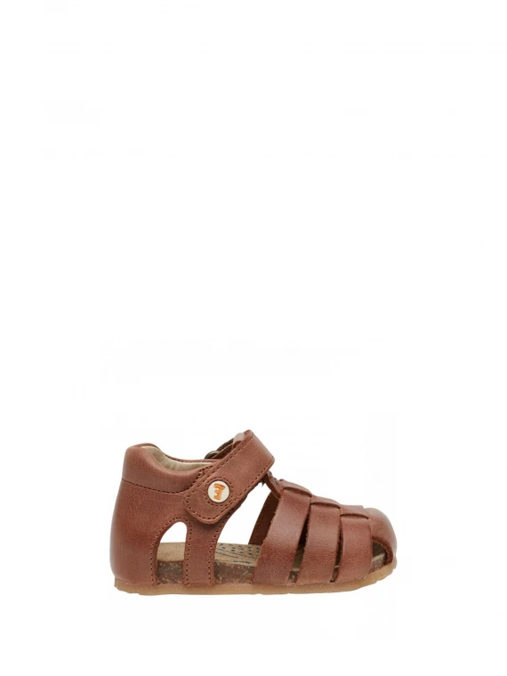 Semi-closed leather sandals