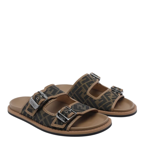 Sandali Brown