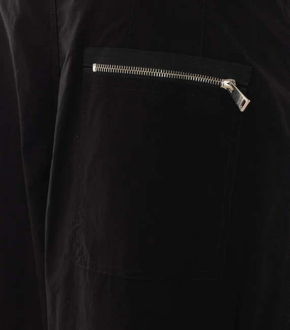 Pantaloni cargo neri in canvas di cotone Fendi