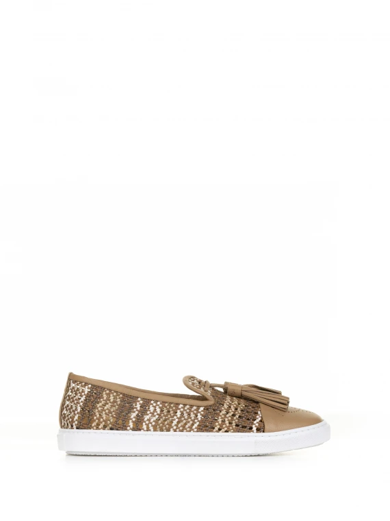 Slip-ons in woven leather with tassels