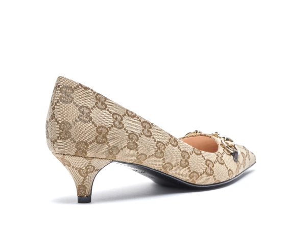 Gucci Scarpe con Tacco Beige