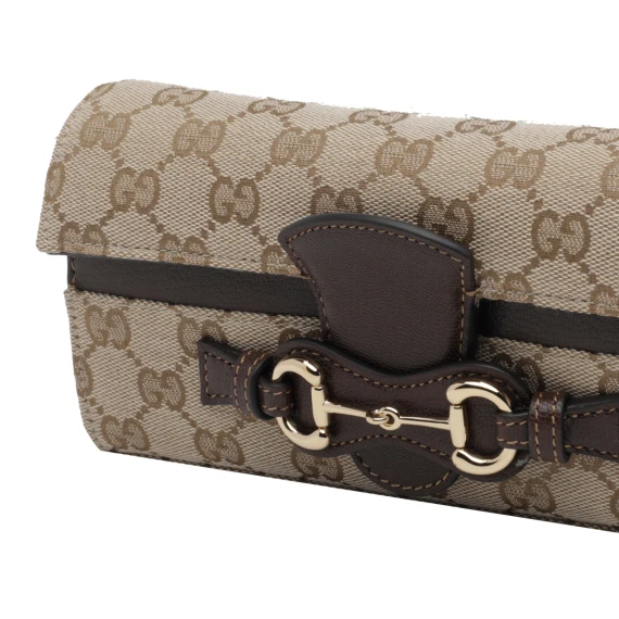 Beige Chain Wallet Gucci
