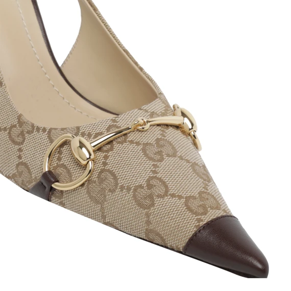 Décolleté slingback in tessuto GG beige Gucci