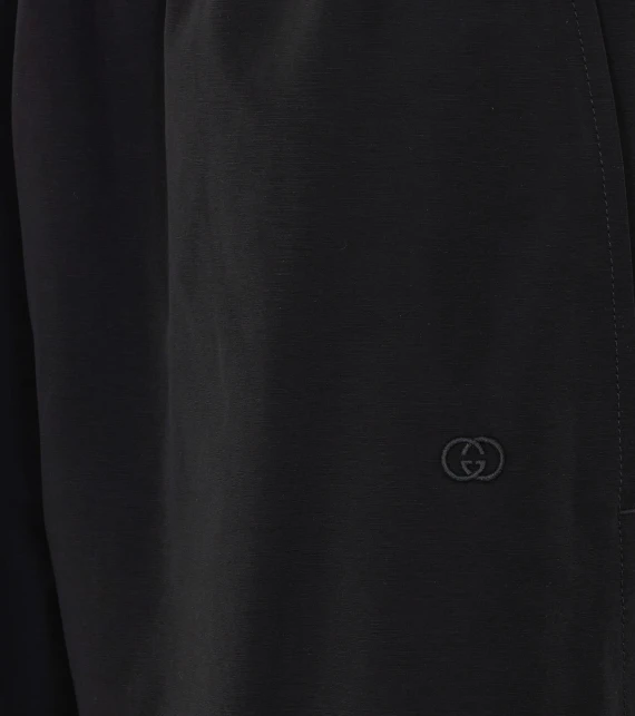Bermuda neri con vita elasticizzata Gucci