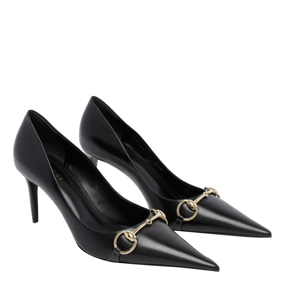 Décolleté in pelle nera con morsetto Gucci