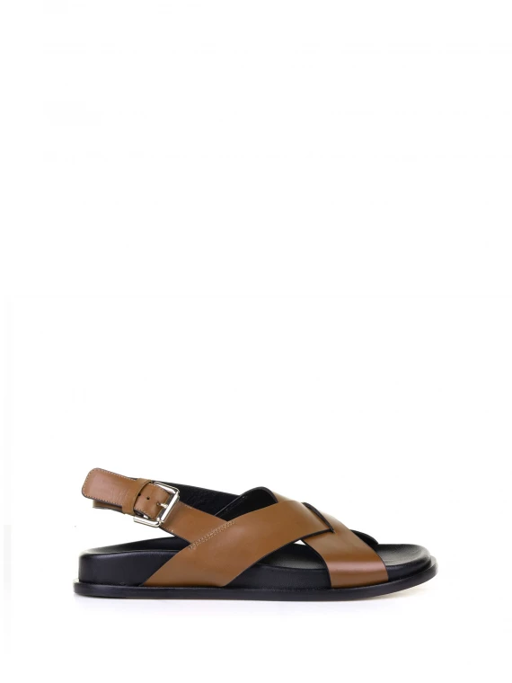 Low hazelnut leather sandal