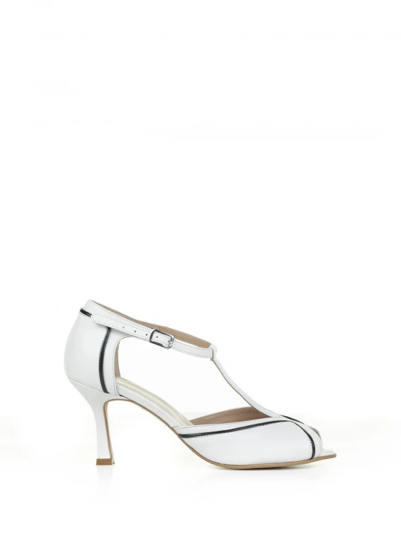 White leather pumps with strap