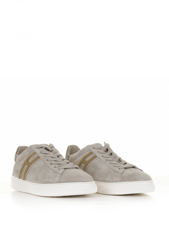 H365 beige sneakers
