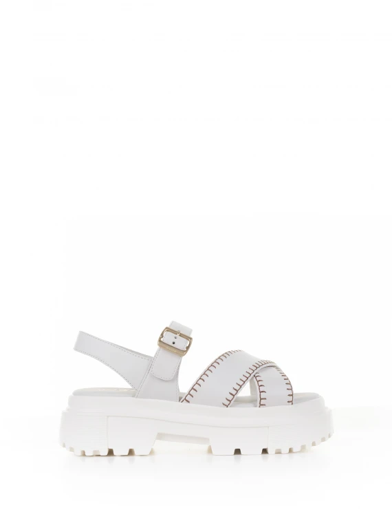 H644 ivory leather sandal