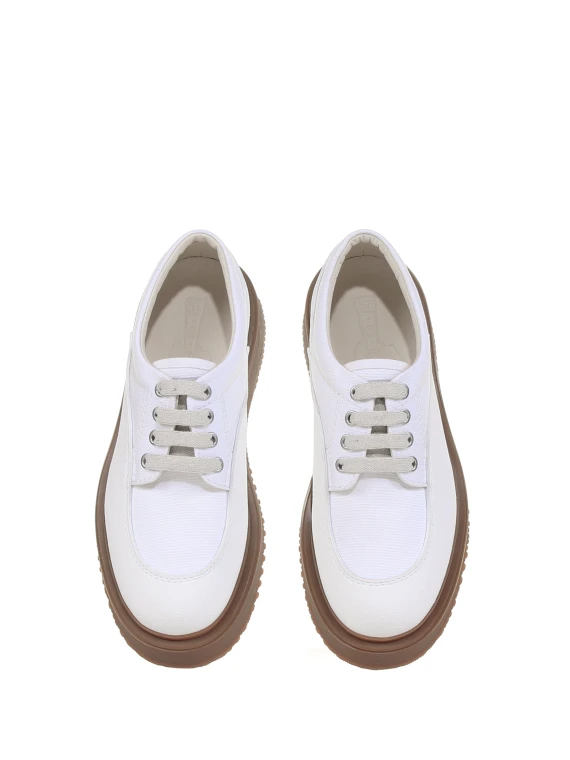 Sneaker Untraditional in canvas