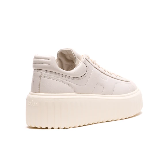 Sneakers White