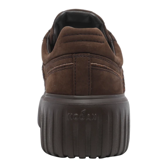 Sneakers Brown