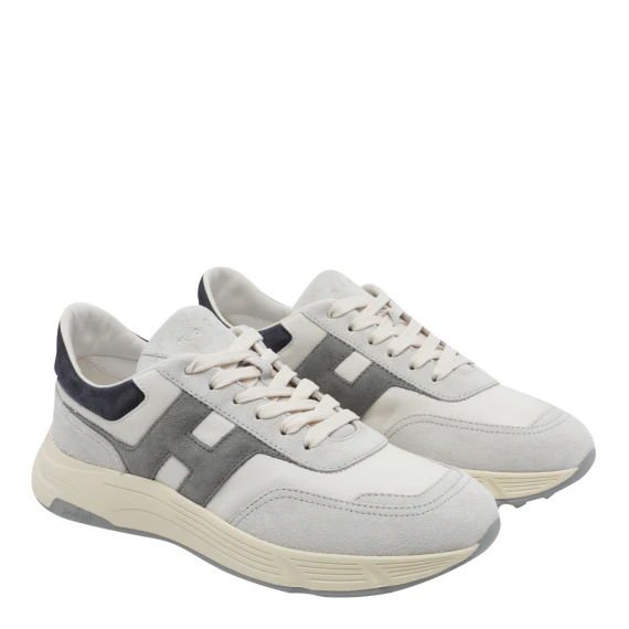 Sneakers White