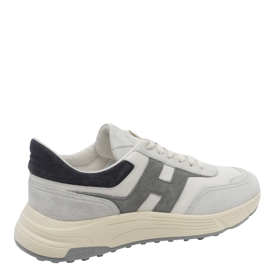 Sneakers White