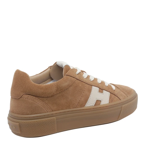 Sneakers Brown