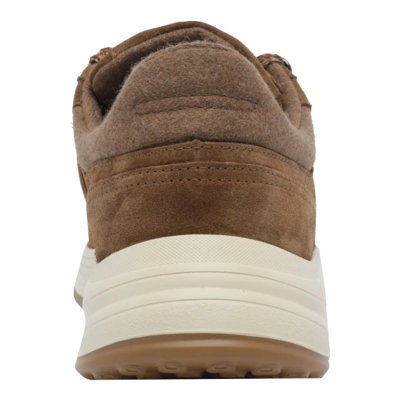 Hyperlight Sneakers
