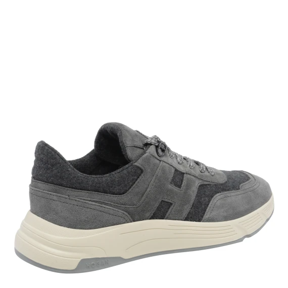 Hyperlight Sneakers