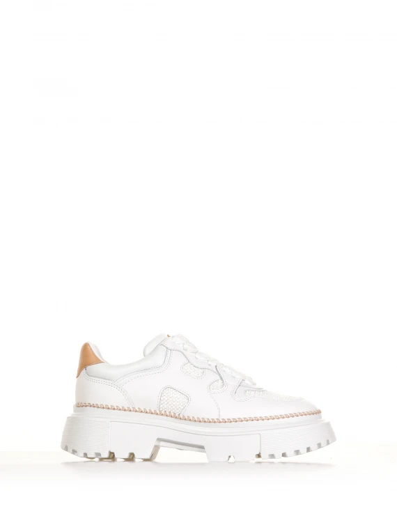 H619 lace-up sneaker in leather