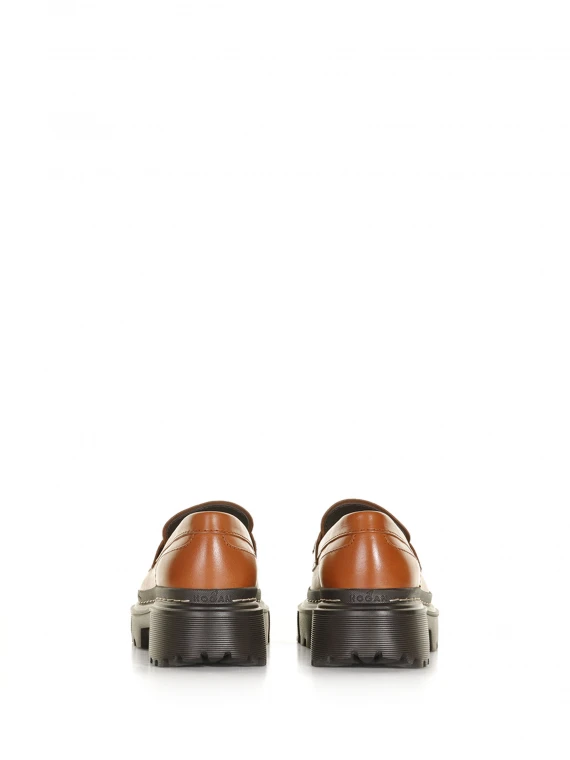 Loafer H619 with accessory