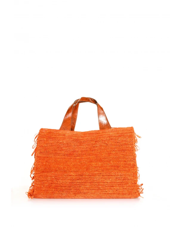 Natural raffia bag with side fringes
