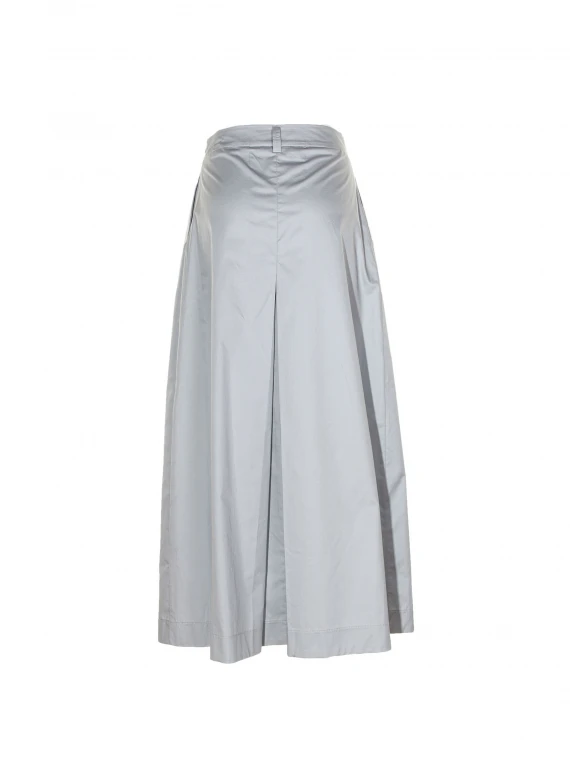 Long wide skirt with pleats