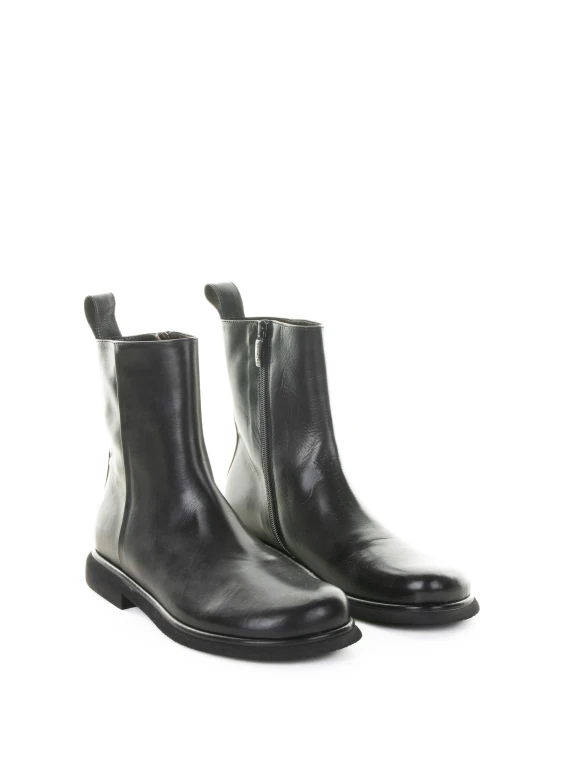 Stivaletto nero in pelle con zip