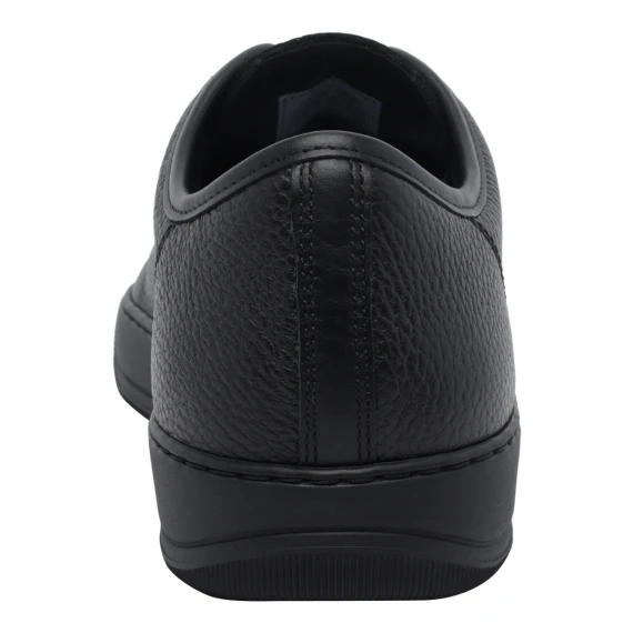 Black Sneakers