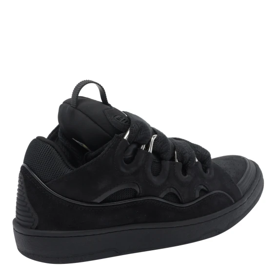 Sneakers nere