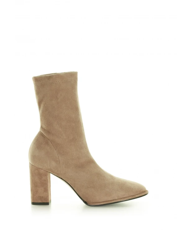 Stivaletto Elsa in suede beige