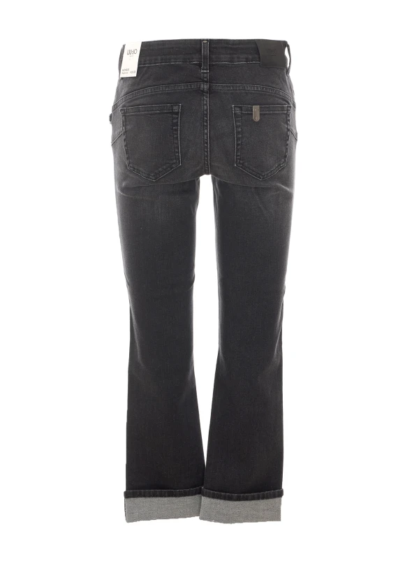 Pantaloni neri