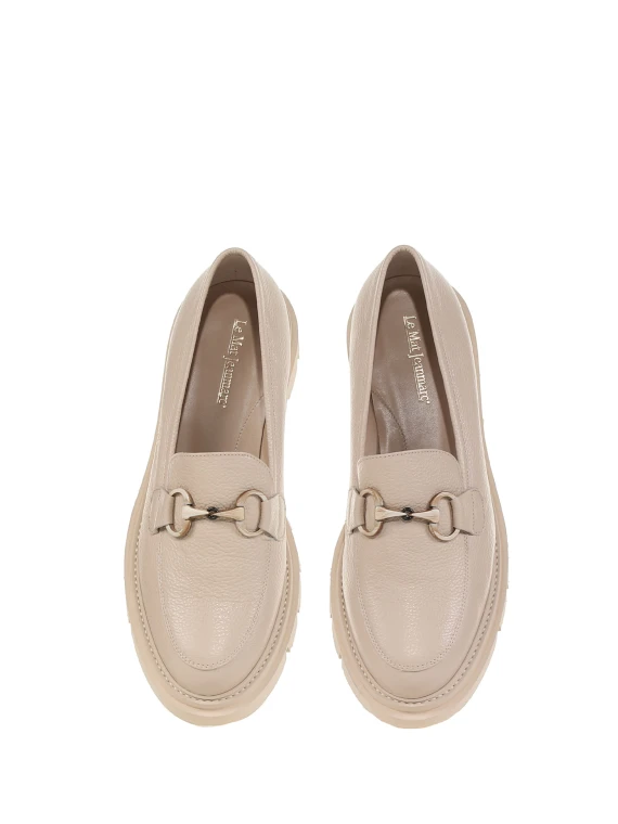 Leather loafer with track sole