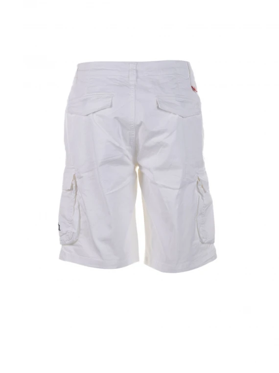 White bermuda with large pockets