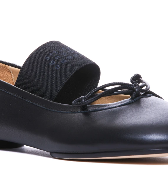 Flat shoes Black