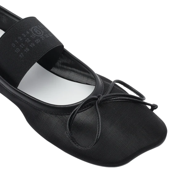 Flat shoes Black