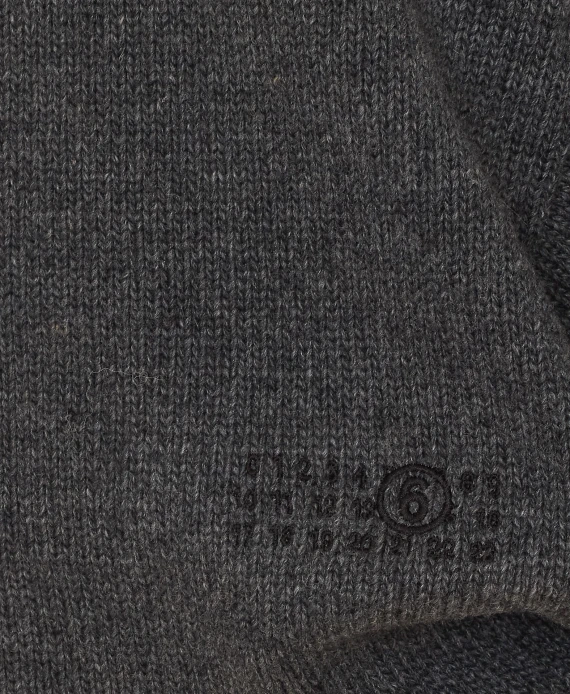 Abiti Grey