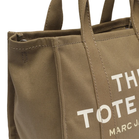 the medium tote