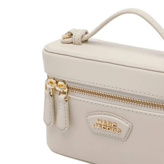 Bags.. Beige