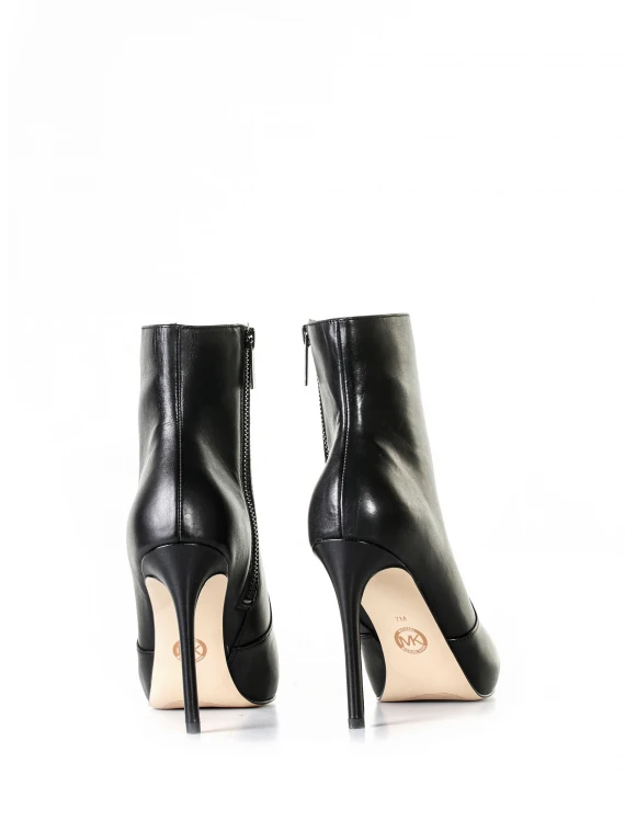 Ankle boot with stiletto heel