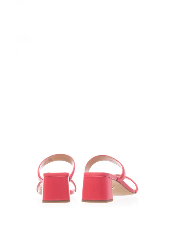 Sandalo in pelle rosa doppia fascia