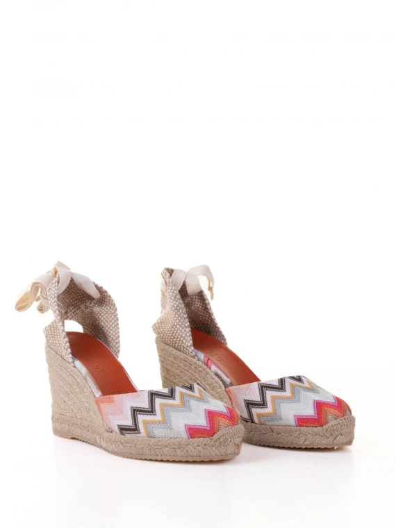 Espadrillas in tessuto chevron con zeppa e lacci alla caviglia