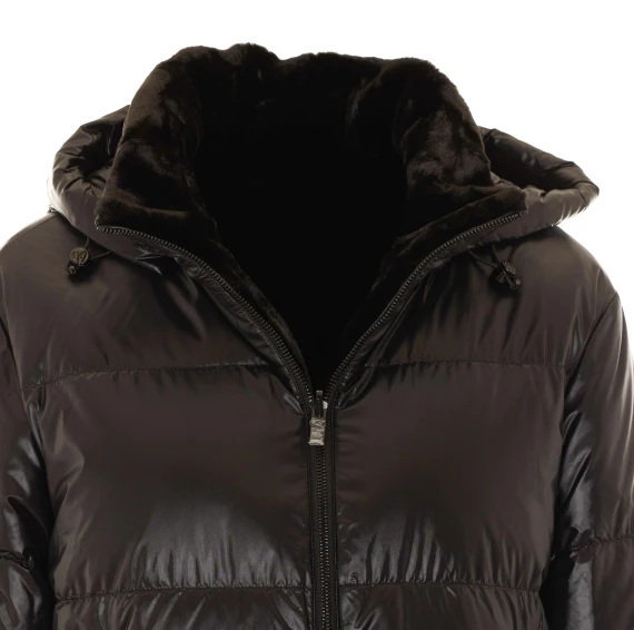 Black Queens Reversible Jacket with Frontal Zip Closure MOOSE KNUCKLES