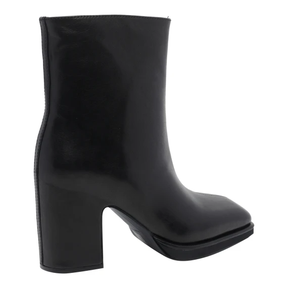 Arya black leather ankle boots Paloma Barcelò