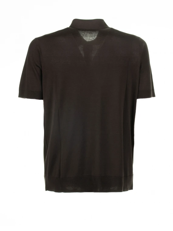 Brown polo shirt with short sleeves