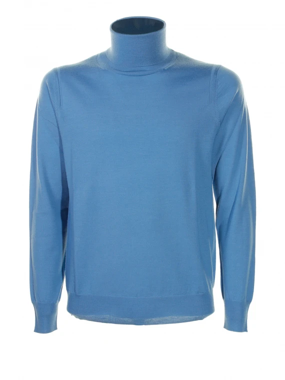 Light blue turtleneck with long sleeves