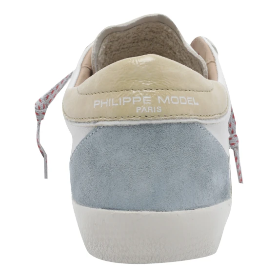 Sneakers White