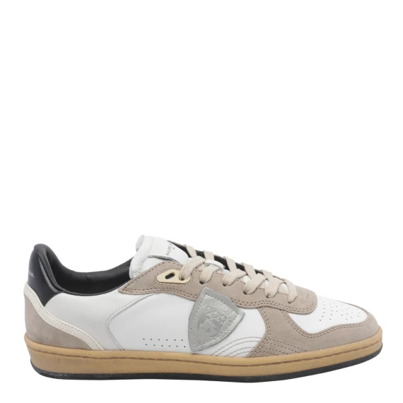 Sneakers White