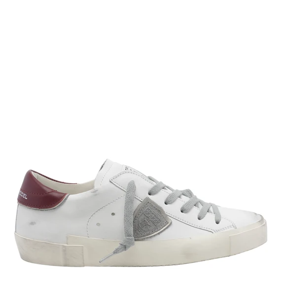 Sneakers White