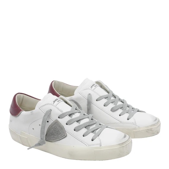 Sneakers White