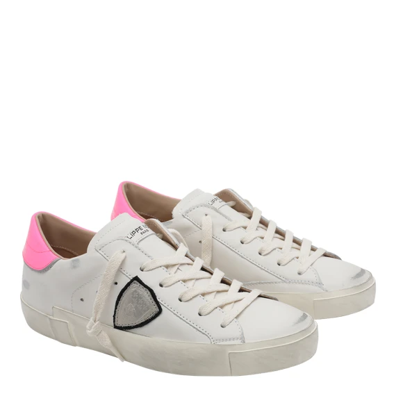 Sneakers White